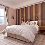 Bay (adults Only) 4* Bowness-on-Windermere