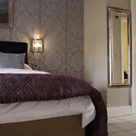 Bay (adults Only) 4*