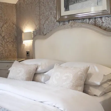 Bay (adults Only) Pensión