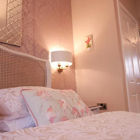 Bay (adults Only) Guest house