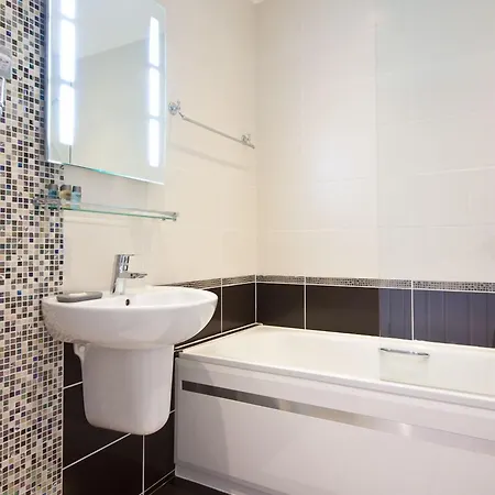 Pensión Bay (adults Only)