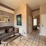 Bay (adults Only) Gæstehus 4*